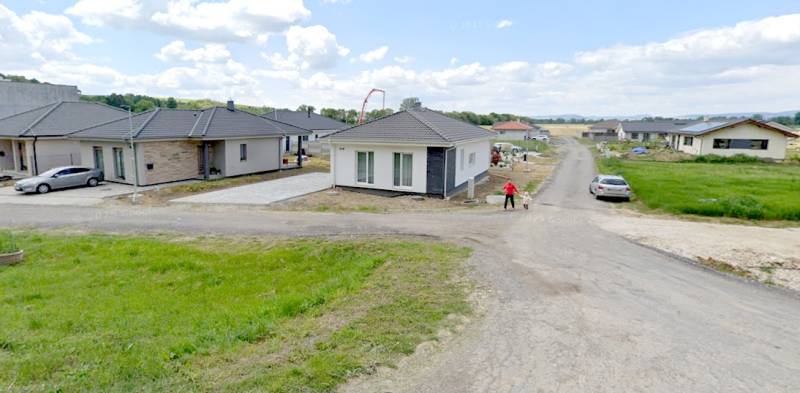 ***NOVÁ CENA***Stavebný pozemok 591m2 v novej lokalite, Modrovka - Nové rodinné domy v Modrovke pre pozemky - bývanie, obklopené zelenými pozemkami.