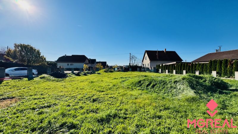 Na predaj stavebný pozemok 861 m² Partizánske – Veľké Bielice