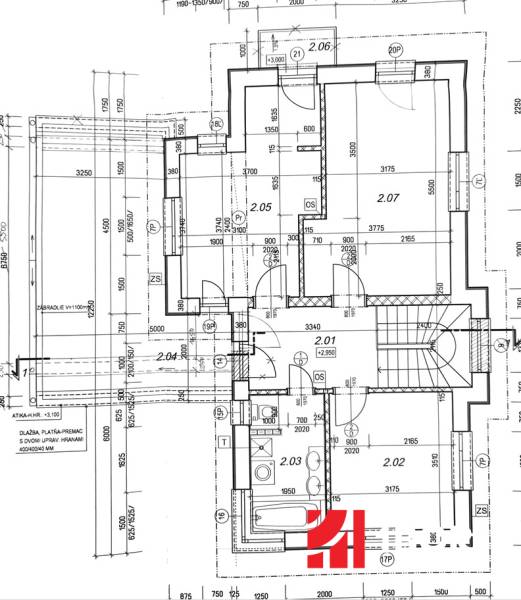 MODERNÝ 5-IZBOVÝ RODINNÝ DOM V ČUNOVE: 180m2 KOMFORTU A TICHA - Pôdorys prízemia rodinného domu s detailmi miestností a technickými rozmermi.