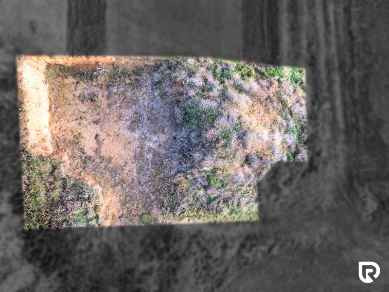 Stavebný pozemok na výstavbu RD, 652m2, Melčice-Lieskové - Pozemok na bývanie v Melčiciach-Lieskovom so zeleňou a prírodným terénom.