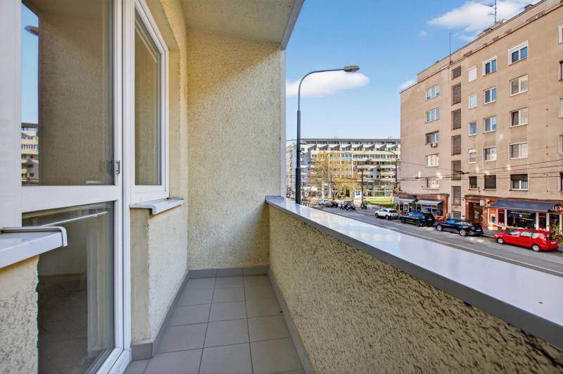 I PREDAJ Priestranný 3-izb. byt v centre Krížna/Blumentálska - Balkón 3-izbového bytu na Krížnej ulici v Bratislave - Starom Meste.