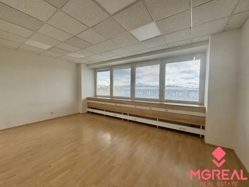 Kancelársky celok 113m2, Drieňová, Ružinov - IMG_1919.webp