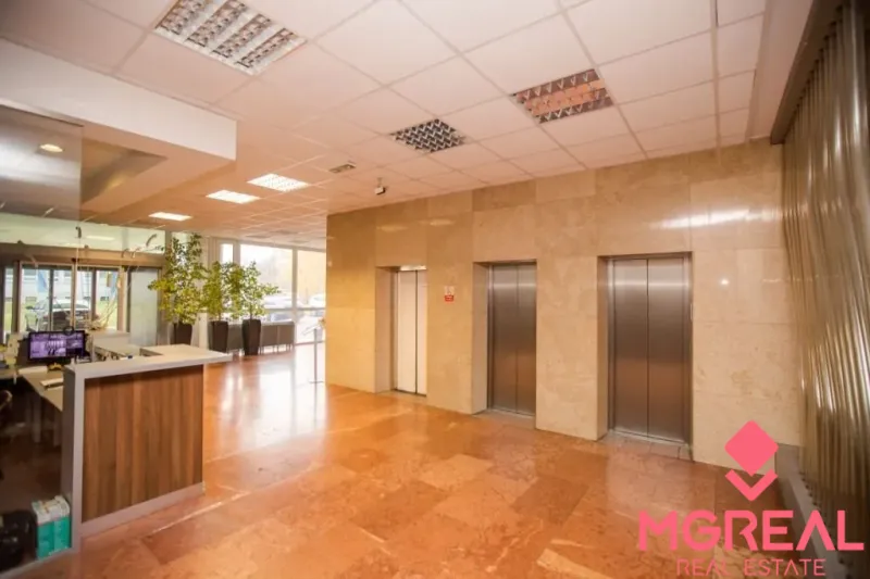 Menšia kancelária 25m2, Drieňová ul., Ružinov - IMG_1926.webp