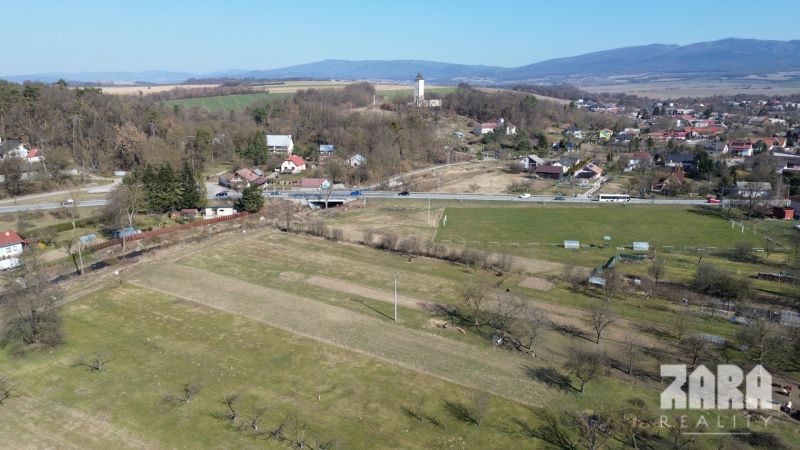 SVINICA: stavebný pozemok 825 m2 pre výstavbu rodinného domu.
