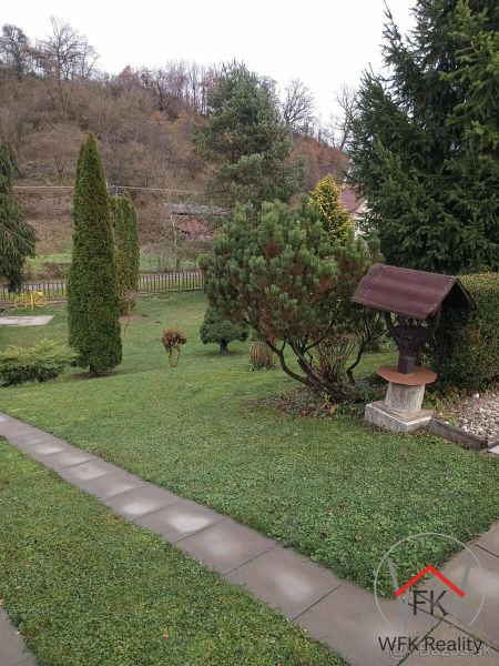 NA PREDAJ: pozemok s domčekom a ovocným sadom pri Domaši (Jasenovce)