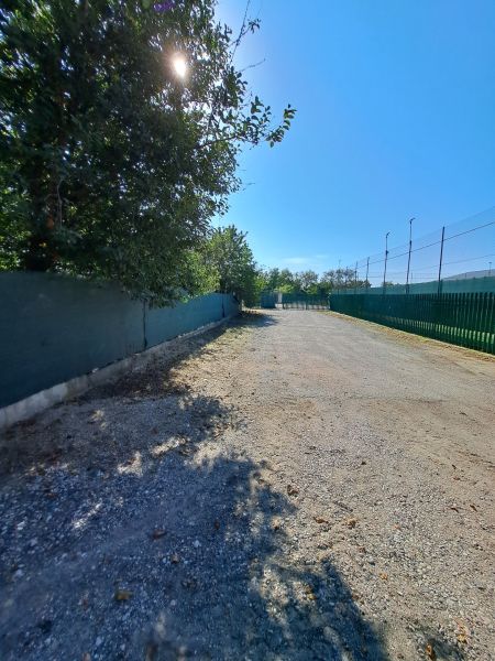 Predáme pozemok na komerčné využitie, 1397 m2, Vráble, okr. Nitra