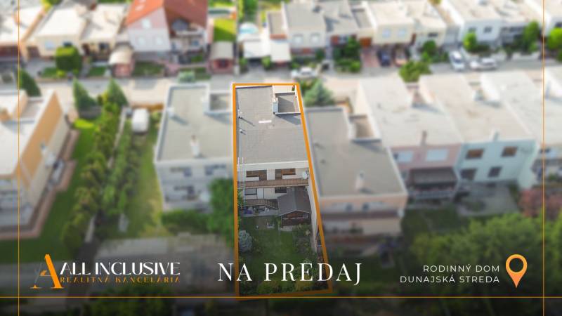 NA PREDAJ 5-IZBOVÝ POSCH. RODINNÝ DOM, DUNAJSKÁ STREDA - Letecký pohľad na rodinný dom v Dunajskej Strede s označenými hranicami pozemku.