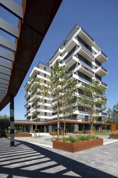 3-izb. byt, Martina Granca, Dúbravka, novostavba Pekná výhliadka - Bytový dom s terasami v Bratislave - Dúbravke na ulici Martina Granca s moderným dizajnom.