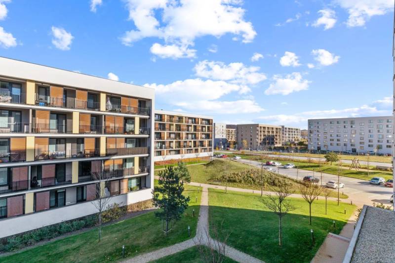 Novostavba 3-izb. bytu s parkovacím státím, ul.Hany Ponickej, Lamač - Bytové domy na ulici Hany Ponickej v Bratislave - Lamači s okolitou zeleňou.