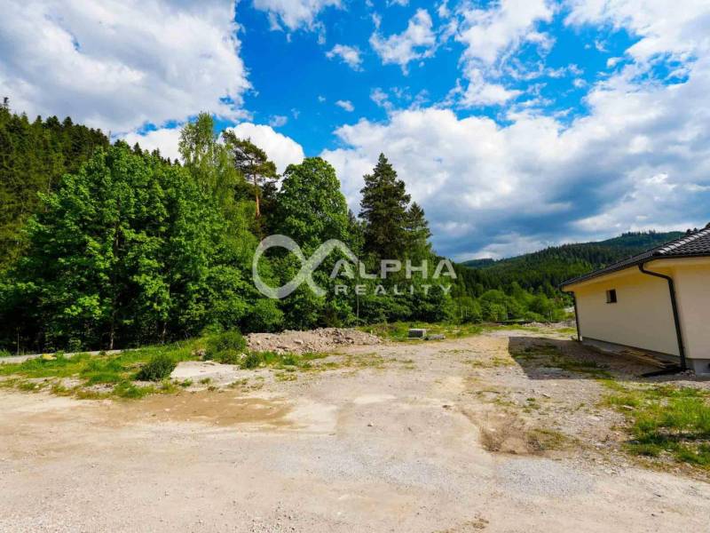 EXKLUZÍVNE Stavebný pozemok, 916m2, Novoveská Huta - Spišská Nová Ves Pozemky - bývanie predaj reality Spišská Nová Ves