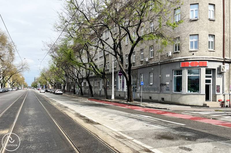 Exkluzívne | Na predaj výnimočný 2i byt pri Trnavskom mýte  - Historická architektúra na ulici Vajnorská ponúka možnosti pre 2-izbový byt.