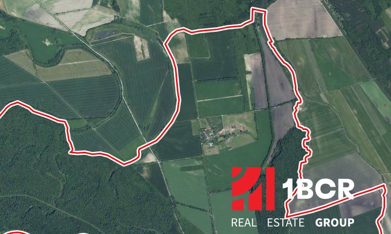 ORNÁ PÔDA, VEĽKÁ VÝMERA, VYSOKÁ PRI MORAVE - Letecký pohľad na poľnohospodárske a lesné pozemky vo Vysokej pri Morave.