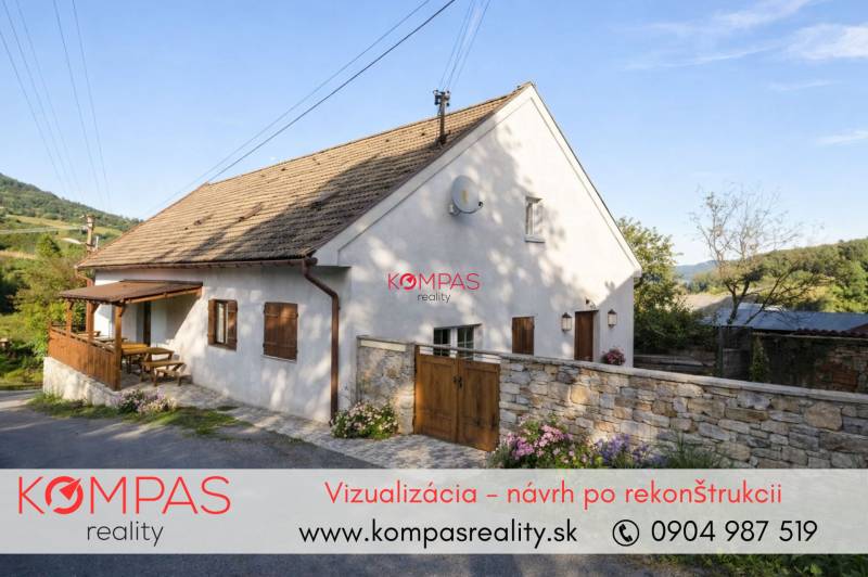 INVESTIČNÁ PRÍLEŽITOSŤ, BUDOVA NA PODNIKATEĽSKÉ ÚČELY - KALINKA - Dom pri ceste s drevenou terasou a kvetmi v obci Vígľašská Huta-Kalinka.