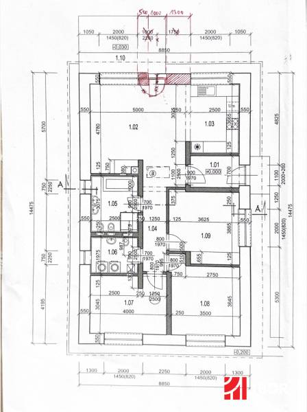 EXKLUZÍVNA SKOLAUDOVANÁ NOVOSTAVBA 4-IZB. RD Z KVALITNÝCH MATERIÁLOV - Pôdorys rodinného domu s rozložením izieb a rozmermi v Veľkom Grobe.