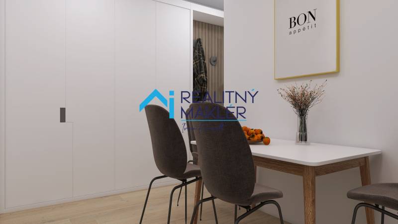 PREDANÉ - 4 izbový byt s loggiou v Petržalke - Jasná jedáleň s tmavými stoličkami a stolom, podlaha s dreveným dekorom.