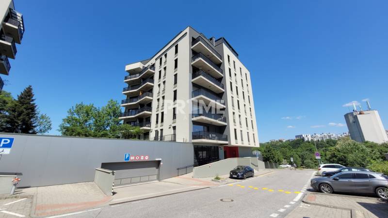 MODERNÝ 3i byt, CUBICON GARDENS, BALKÓN, PARKING, Rudolfa Mocka - Externá fotografia bytového domu na Rudolfa Mocka v Bratislave, Karlova Ves.