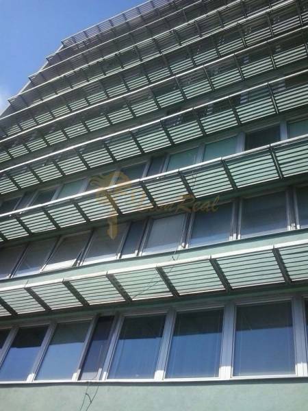 Kancelárie, Drieňová ul., Ružinov 25 m2 - Fasáda kancelárskej budovy na Drieňovej ulici v mestskej časti Bratislava - Ružinov.