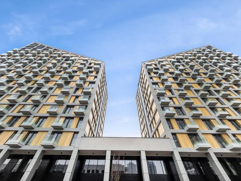 NUERA︱METROPOLIS - 1,5 izbový BYT (nie apartmán) v Starom Meste - Dve moderné budovy na Bottovej ulici v Bratislave - Starom Meste.