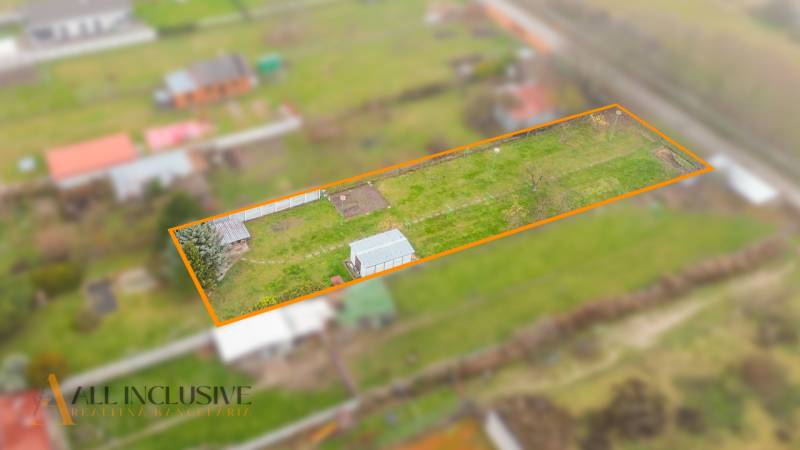 NA PREDAJ STAVEBNÝ POZEMOK (1046 m²), VEĽKÝ MEDER - Pozemky na predaj vo Veľkom Mederi, ideálne na bývanie, označené v oranžovej.