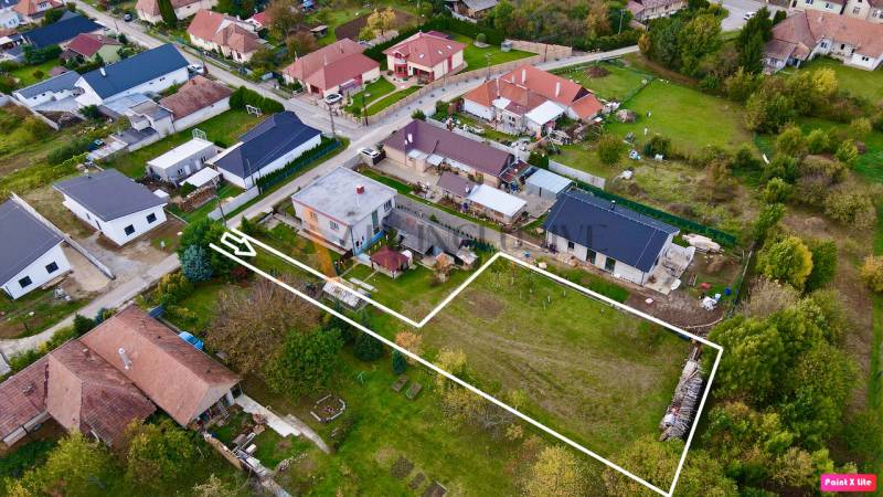 STAVEBNÝ POZEMOK | NITRIANSKA BLATNICA - Letecký pohľad na pozemky na bývanie v Nitrianskej Blatnici na ulici Nitrianska Blatnica.