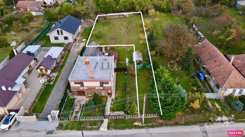 STAVEBNÝ POZEMOK | NITRIANSKA BLATNICA - Pozemky - bývanie na predaj v Nitrianskej Blatnici, ulica Nitrianska Blatnica, s domom.