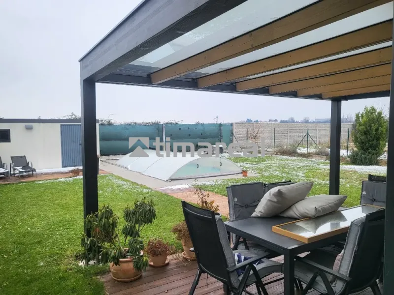 Rodinný dom v obľúbenej lokalite Biely Kostol – 4 izbový - terasa.webp