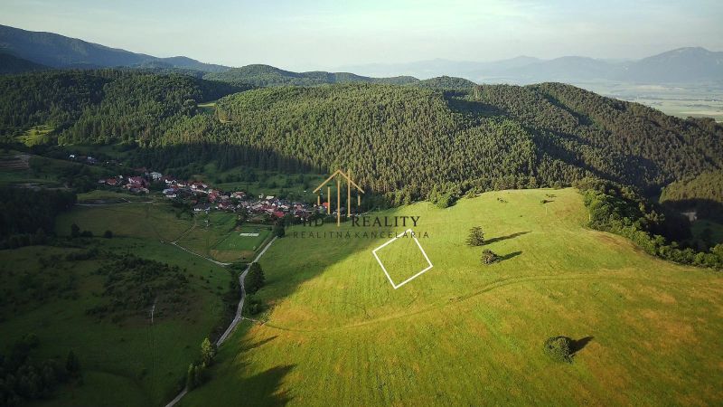 Predaj, pozemok v obci Breštie.