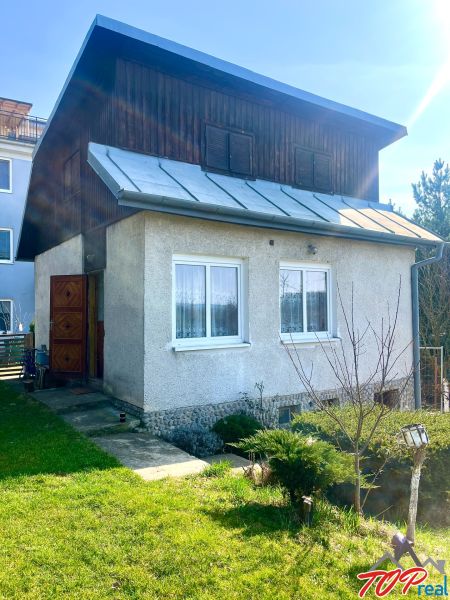 Murovaná chata s peknou záhradou 1032 m2 - Košice