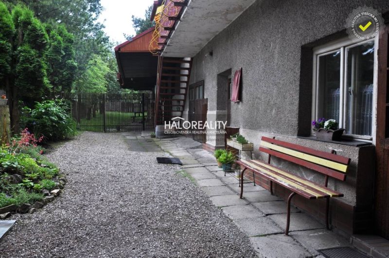 Predaj, rodinný dom Nálepkovo, Ulica Zimná, s veľkým...