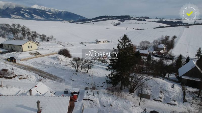 Predaj, pozemok pre rodinný dom 1366 m2 Liptovské ...