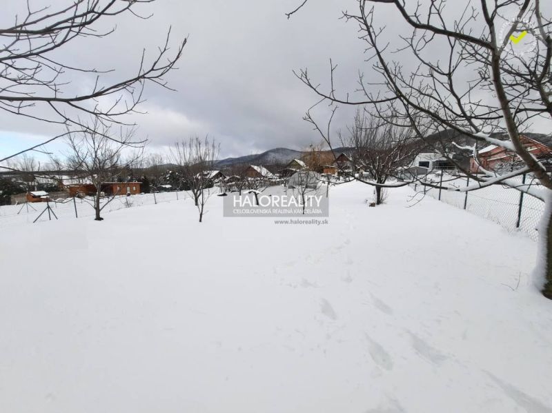 Predaj, pozemok pre rodinný dom 933 m2 Ruská Nová Ves
