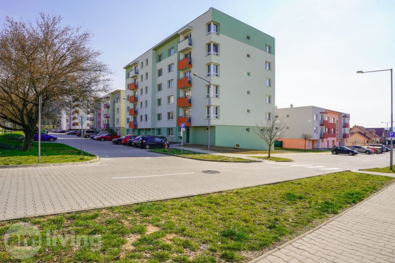 ZNÍŽENÁ CENA - TOP 3-izb. HOLOBYT s 2 balkónmi