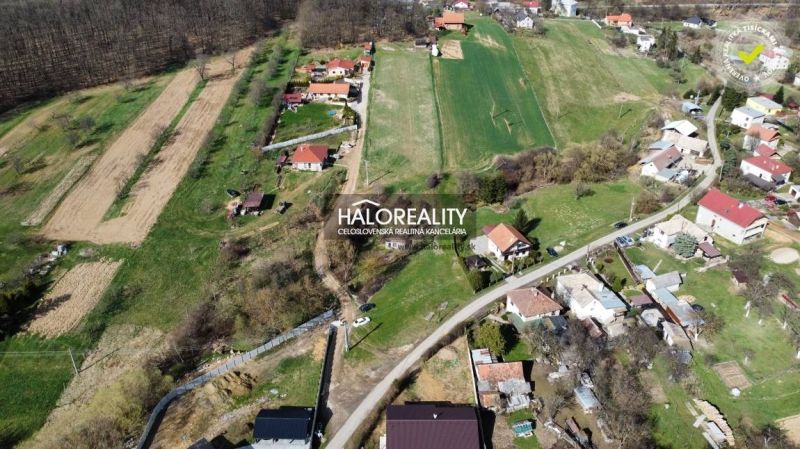 Predaj, pozemok pre rodinný dom 1026 m2 Kružno - E...