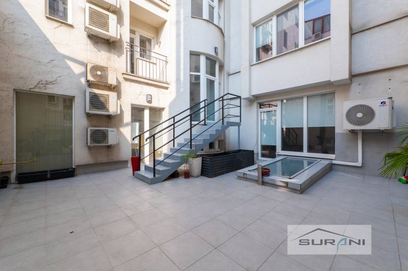  	 Bez Provízie | Kancelária 17m2 | Paulínyho ulica | Bratislava - Exteriér kancelárií na Paulínyho ulici v Bratislave - Starom Meste s klimatizáciou.