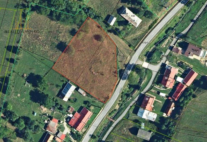 Na predaj POZEMOK na výstavbu rodinného domu - 3346 m², Kečkovce - Letecký pohľad na pozemky - bývanie v Kečkovciach s okolitou infraštruktúrou.
