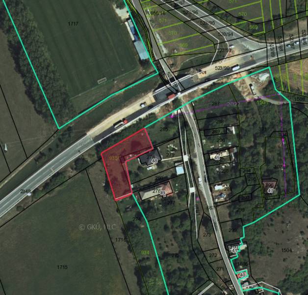 Dvorníky – Spoluvlastnícky podiel na lese a pozemku pri obci - Katastrálna mapa s vyznačenými pozemkami na poľnohospodárske a lesné využitie v Dvorníkoch-Včelároch.