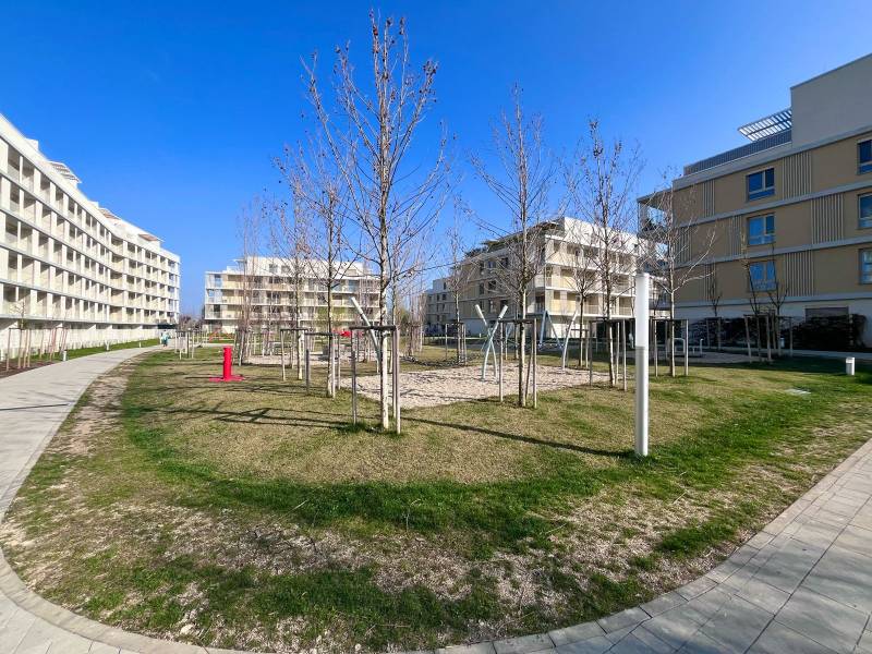 NUERA︱NOVÝ RUŽINOV - kompletne zariadený 2-izbový apartmán so záhradou - Rezidenčný komplex s parkom, ulica Bajkalská, Bratislava - Ružinov, 2-izbový byt.