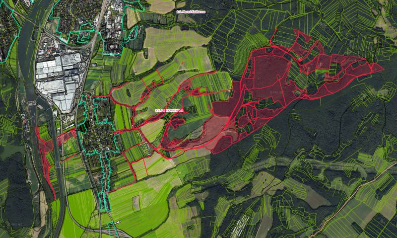 Dolné Kočkovce – 1.601 m2 LESOV (Urbáru) – PREDAJ - Katastrálna mapa poľnohospodárskych a lesných pozemkov v Dolných Kočkovciach so zvýraznenými hranicami.