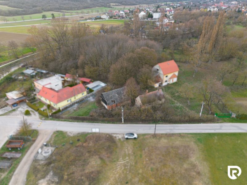 Na predaj stavebný pozemok 4949m2 | Moravské Lieskové