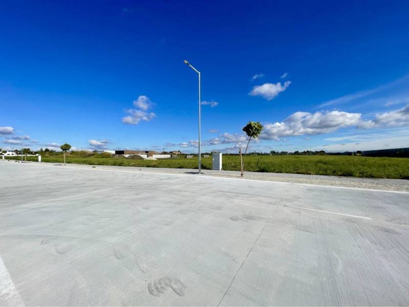 DUNAJSKÁ STREDA – SLNEČNÉ STAVEBNÉ POZEMKY NA PREDAJ V PROJEKTE VINICA - Krajina v Dunajskej Strede, neuvedená ulica, určená na pozemky - bývanie, s novou cestou.