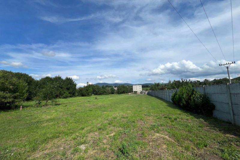 Stavebný rovinatý pozemok-NA PREDAJ-Košice-Ždaňa
