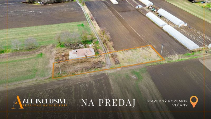 NA PREDAJ STAVEBNÝ POZEMOK 867 M2, VLČANY