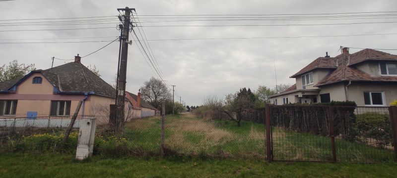 Na predaj stavebný pozemok v Šoporni