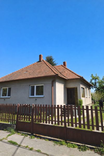 Dom k rekonštrukcii v Zlatých Moravciach