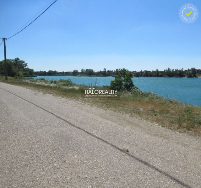 Predaj, záhradný pozemok pri jazere 408 m2 Veľký Biel,