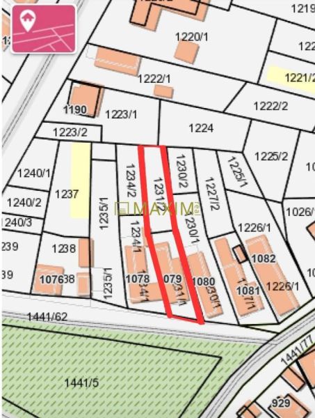 Exkluzívna šanca! Stavebný pozemok vo Vlčanoch, len na skok od Šale. - Mapa ukazuje kataster s vyznačeným pozemkom v obci Vlčany, Rodinný dom.