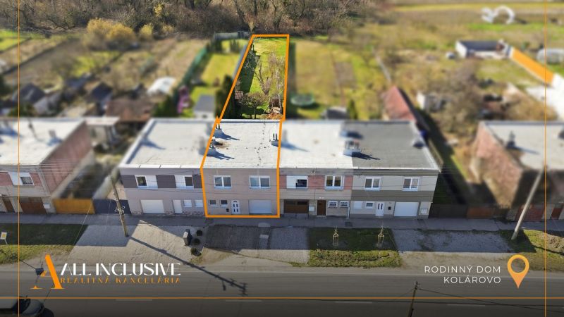 Na predaj 5-izb. posch. rad. rodinný dom, Kolárovo - Rodinný dom v Kolárove s dlhým pozemkom, situovaný v radovej zástavbe pri hlavnej ceste.