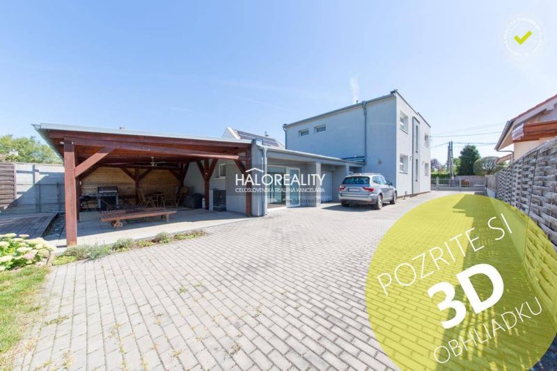 Predaj, rodinný dom Bratislava Vrakuňa, Majerská - E... - Rodinný dom vo Vrakuni s prístreškom pre auto a upravenou záhradou.