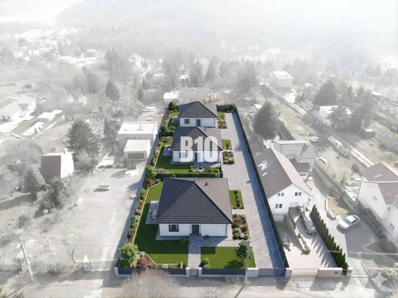 VEĽKÝ POZEMOK S POTENCIÁLOM - STUPAVA ul.Lesná - Vizualizácia domov na predaj v Stupave, Lesná ulica, pozemky - bývanie.