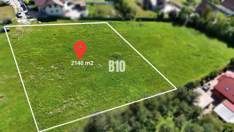 ABC stavebné pozemky - Pozemky - bývanie v Nesluši: Rovinatý trávnatý pozemok o rozlohe 2140 m².